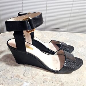 Louise et Cie Black Faux Snake Leather ankle strap wedges - size 8M